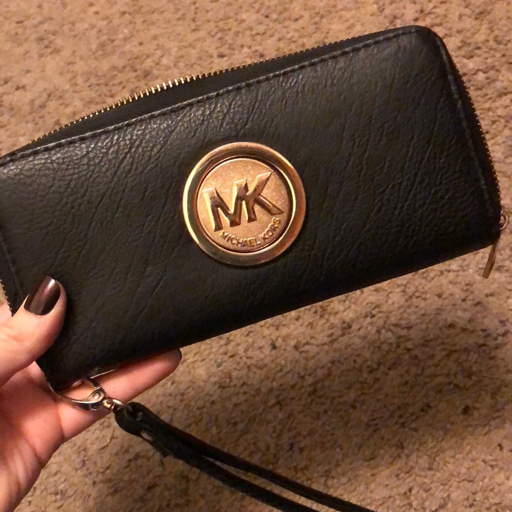 MK black wristlet